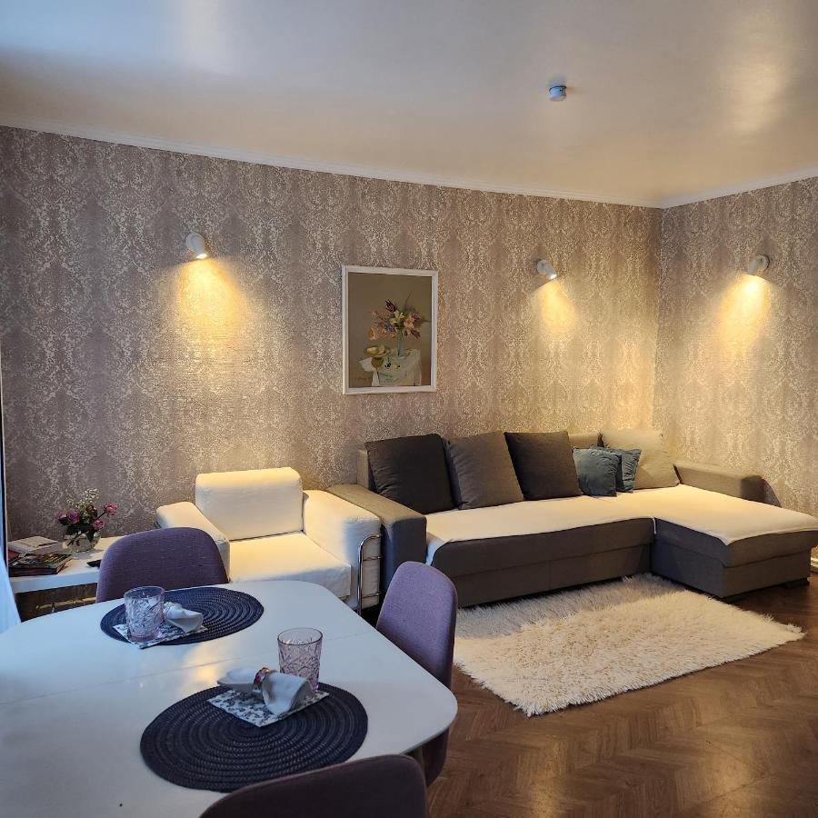 Charme Apartment Jelgava Eksteriør bilde
