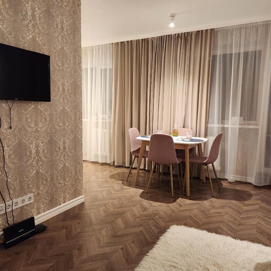 Charme Apartment Jelgava Eksteriør bilde
